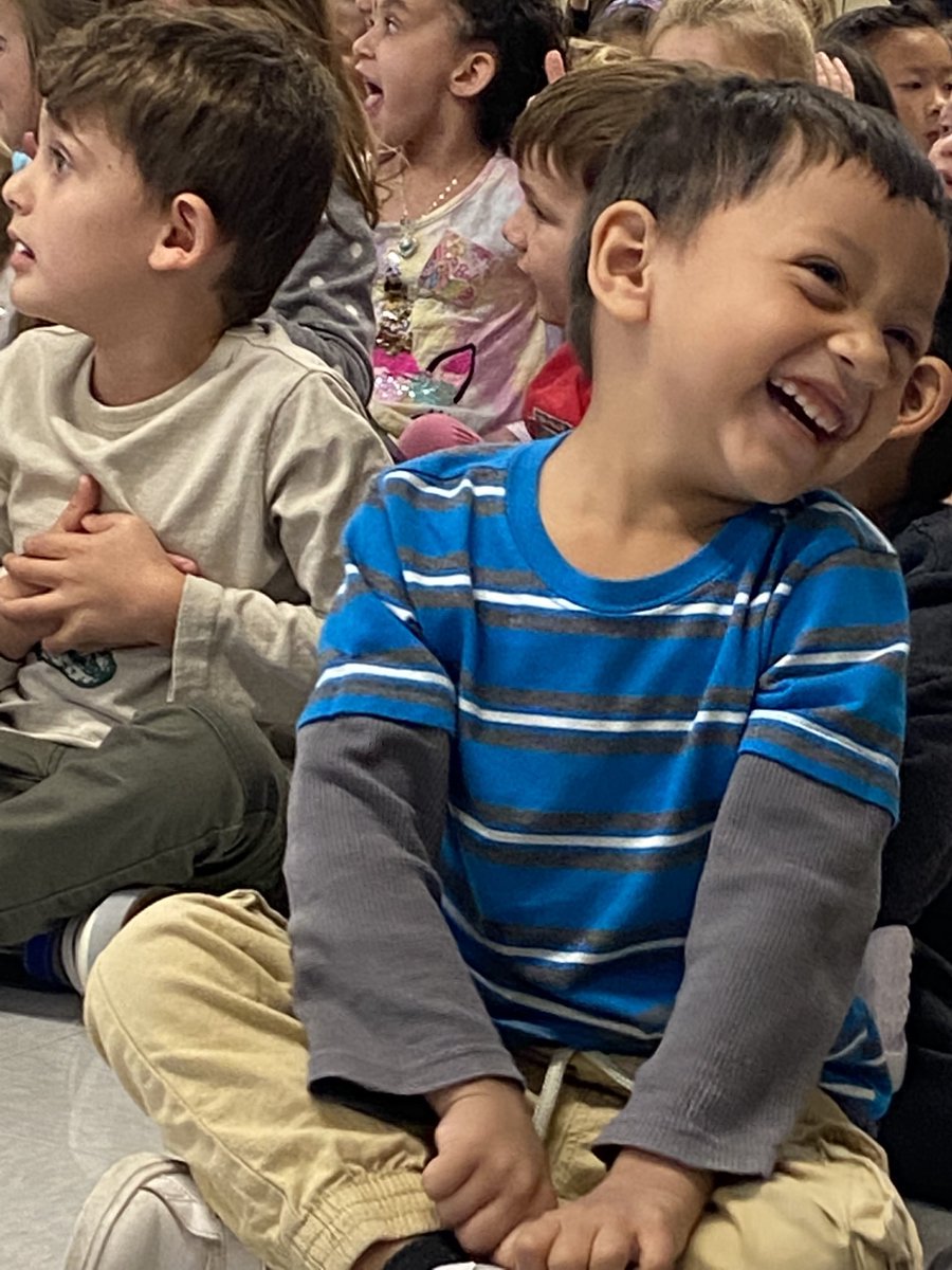 We welcomed one of our ⁦<a href="/DedhamECEC/">Dedham ECEC</a>⁩ favorites today….Johnny the K!! Singing, dancing, laughing, and clapping along! So much fun!
