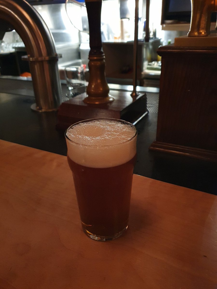 <a href="/amereaboire/">L'amère à boire</a> Montreal has a tasty 5% cask Pale Ale Anglaise (with 23 IBU) on its hand pump. Good to find after a duck at Vices et Versa.