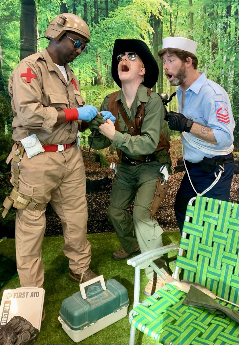 MEDIC!!!!! 💥 💥 💥 

Featuring members of our 13th Civil Defense Division at #NYCC2022!

#thefinestcc #gijoe #doc #wildbill #medic #shipwreck #nycc