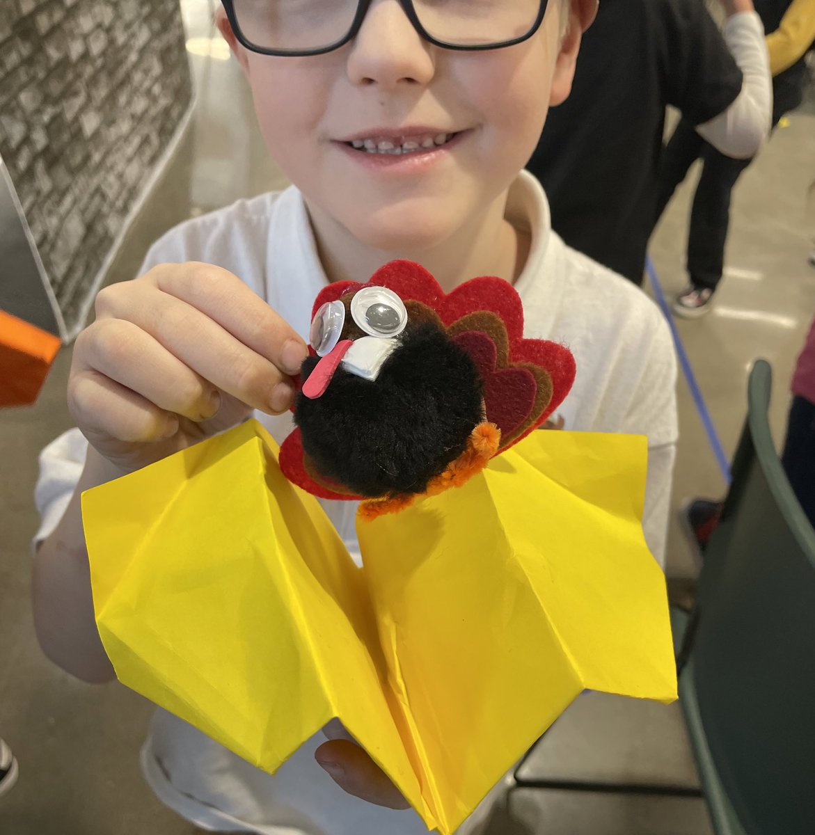 NFranklin_AA's tweet photo. This #TeamSISD gifted student wanted you to see his turkey from #TurkeysCanFly. Spent the afternoon finding the best way to get that turkey to freedom. @Nu_Minds https://t.co/gTteQ0Ps2b