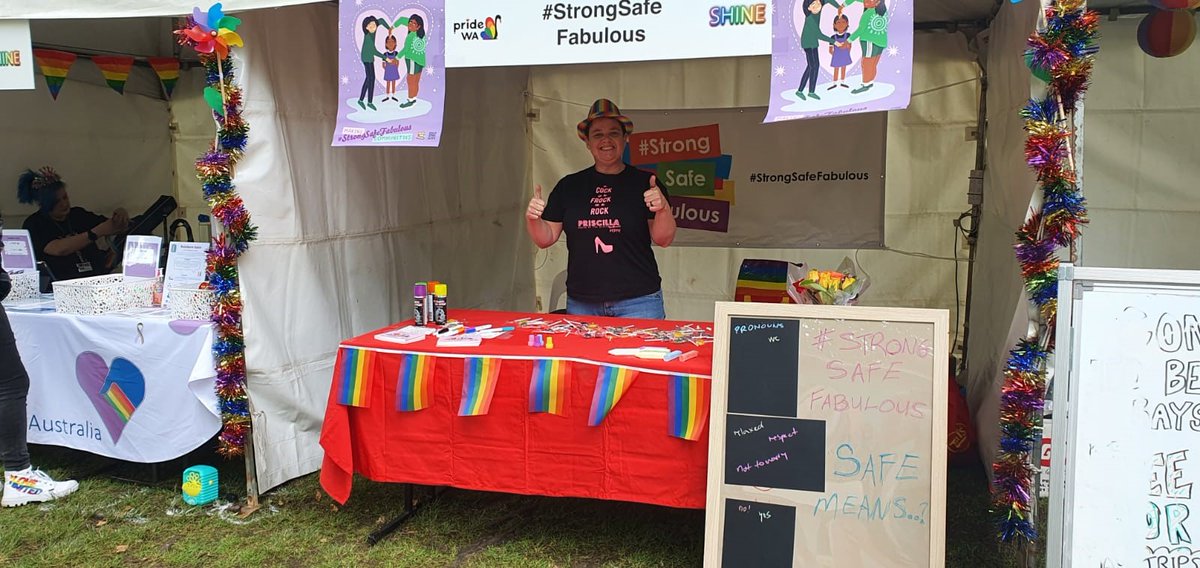 strongsafefab's tweet photo. @strongsafefab at WA Pride! https://t.co/Hm9LrR3z1o