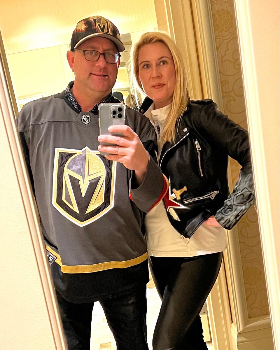 WeKnowLasVegas's tweet photo. #goknightgo #VegasBorn @TMobileArena @GoldenKnights #sharkfordinner https://t.co/wP2WFNeMW8