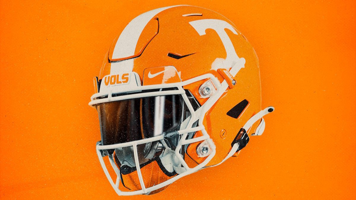 Chris Creamer on Twitter "Tennessee to wear orange helmets 🍊🏈 for the