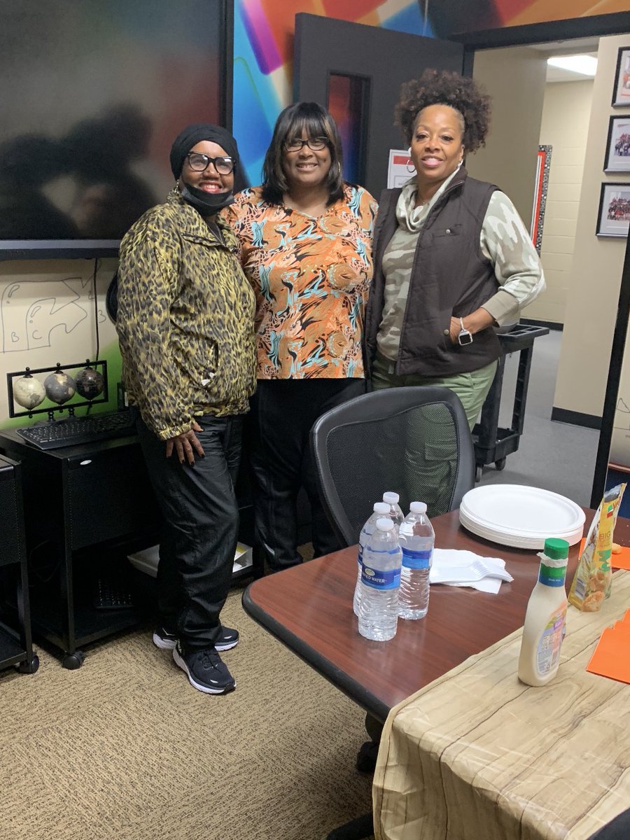 Cedar Hill High School PTSA tweet media