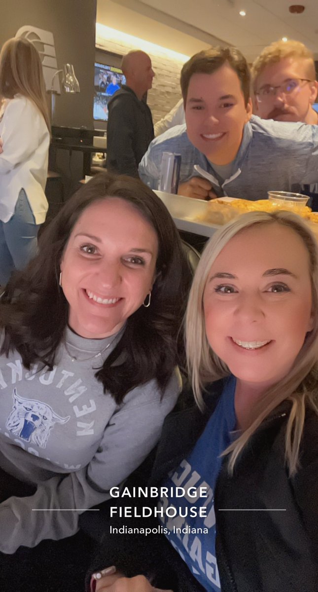 MissKariBaby85's tweet photo. Go Cats!!! #championsclassic https://t.co/mzJakN80U0