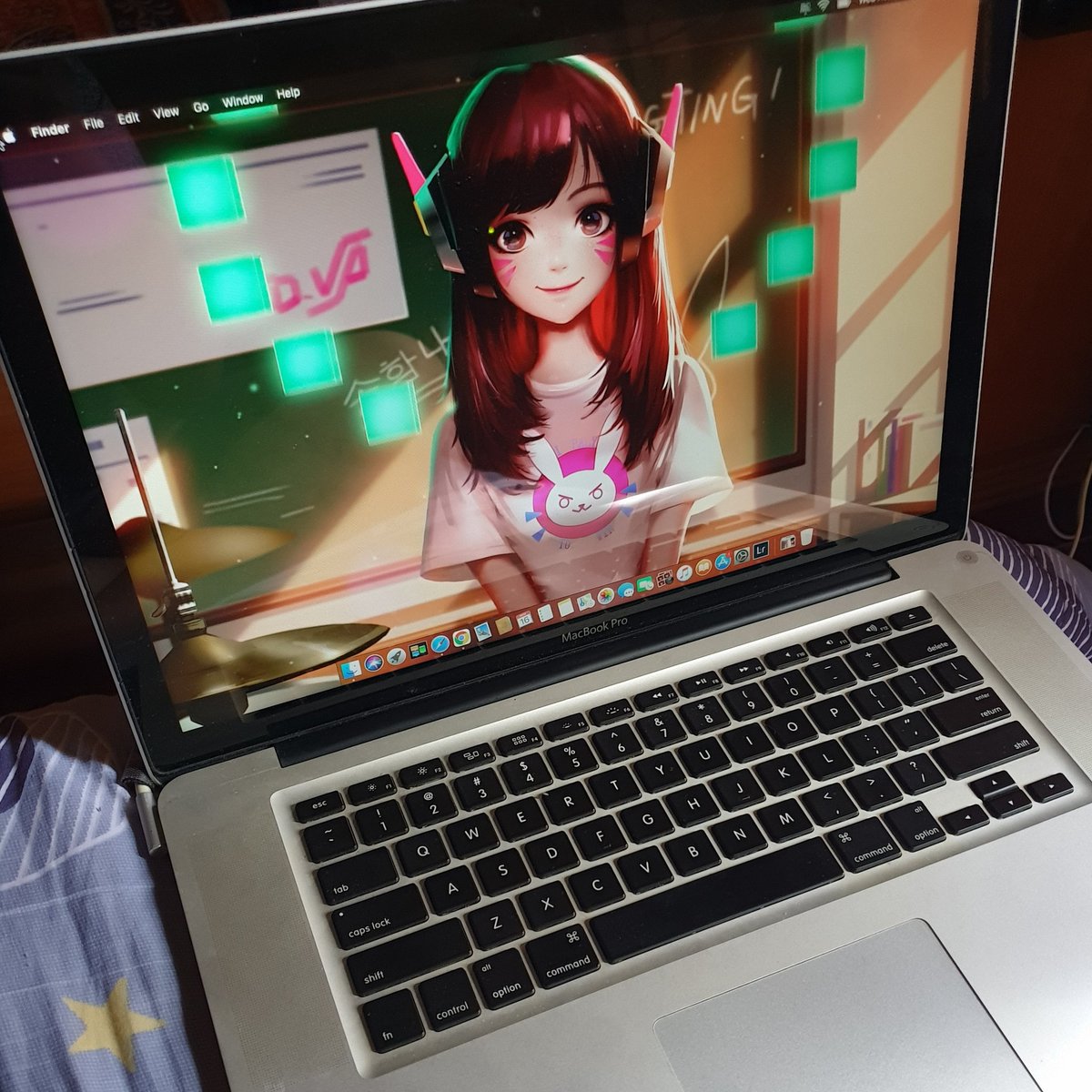 Gmulll's tweet photo. Done reformat and downgrade to high sierra. Catalina was too much for a 4GB mac 🤣 https://t.co/tAliTgcMII