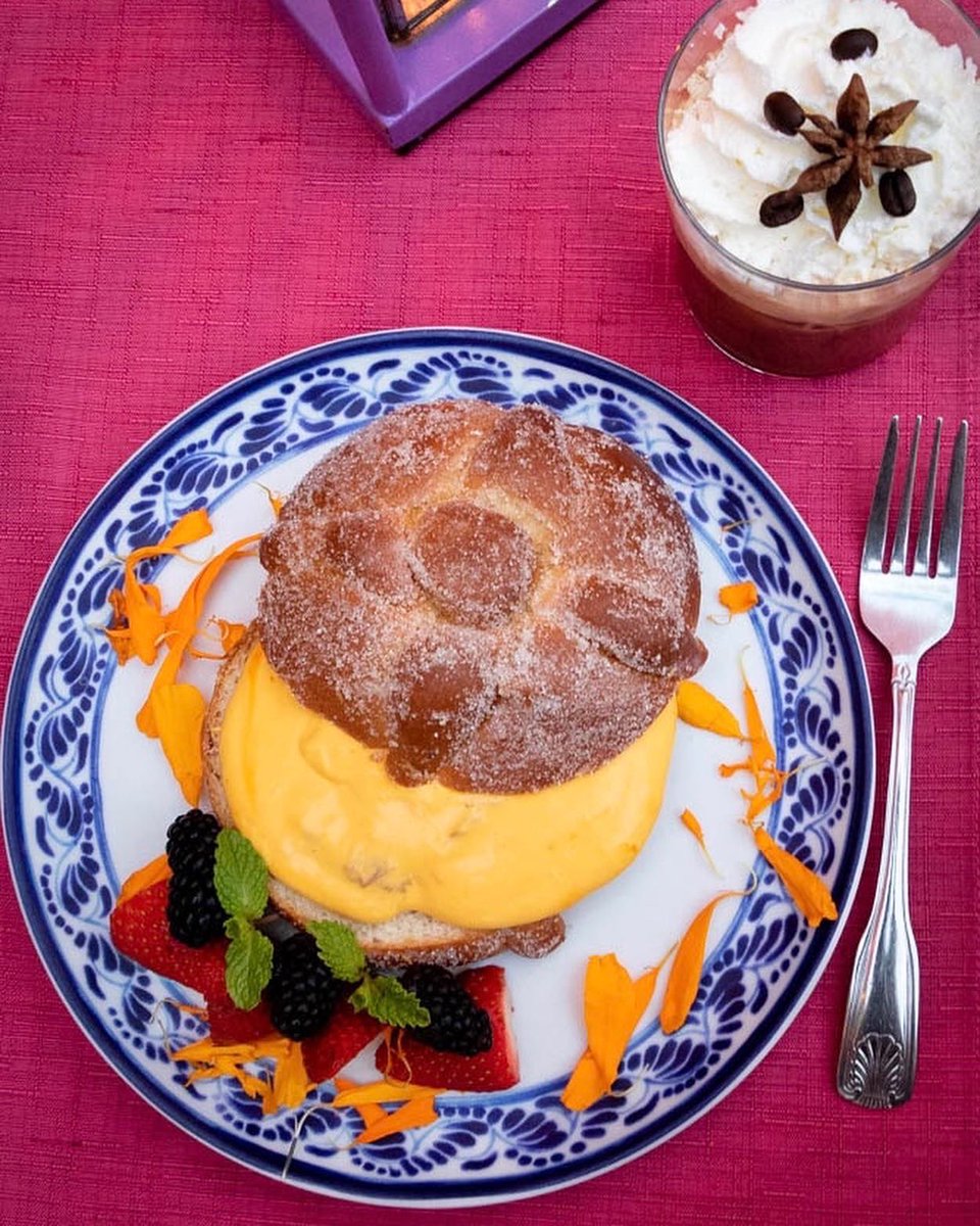 rest_los3gallos's tweet photo. Keep celebrating Día de Muertos all November at Los Tres Gallos with this unique menu we have designed specially for you. A journey thru Mexico.
#lostresgallos #mexicanfood #diademuertos #mexicanmenu #tastytuesday #mexicanfood #cabosanlucas #traveltuesday https://t.co/JhFejOQAxh