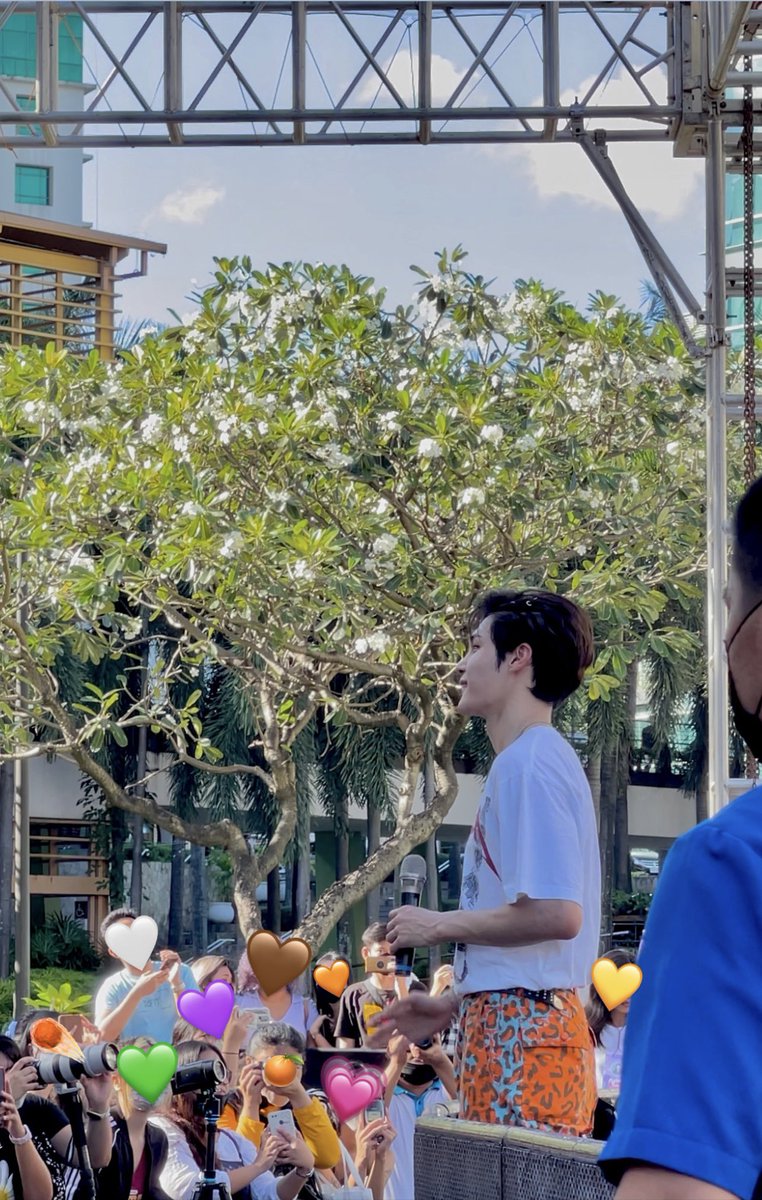 taejaechang's tweet photo. — my pov, i miss you so much bbangtae 🥹🌼🌙💛🤍🧡🍊🍞🤎 https://t.co/z5QZYxoDyq