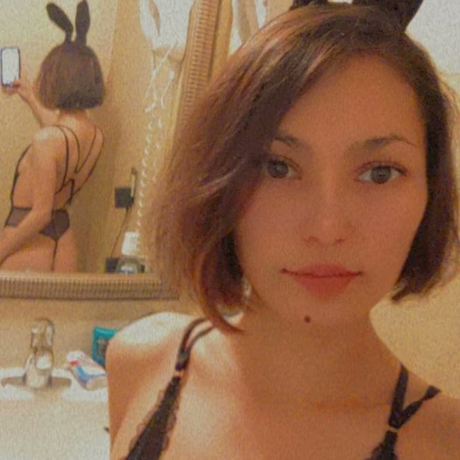 EllieAnnaaaaa's tweet photo. https://t.co/LebOSCcqMD https://t.co/kCRSKVTrF5