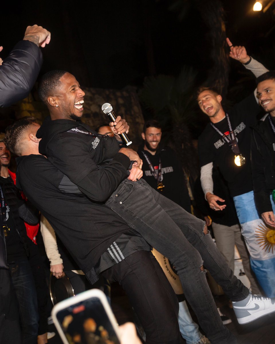 SanAntonioFC's tweet photo. Celebrating championships at The River Walk. A San Antonio tradition. THANK YOU SAN ANTONIO! 🖤♥️ #CHAMP210NS https://t.co/rY24FCGTpA