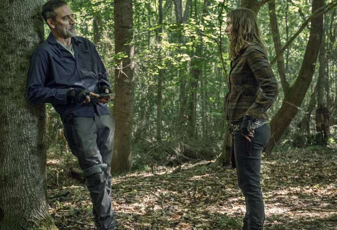 Smeary's tweet photo. I admit Maggie & Negan are growing on me. Not as a couple though, for all that is unholy, please don't put them together like that!
#twd #thewalkingdead #negan #maggie #isleofthedead #amc #twdspinoff https://t.co/3BR8Sx8XcG