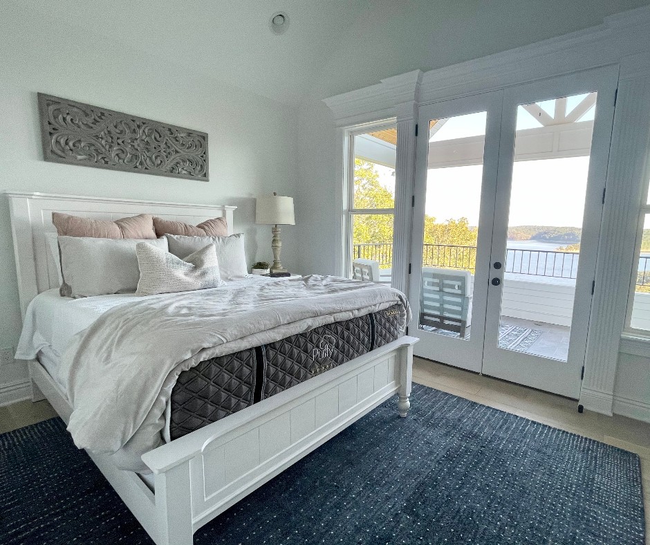 PuffyMattress's tweet photo. Mentally we're here 🌊 🍃 💤 (@oldcampbell_lakehouse) https://t.co/Jmn1PRgA5y