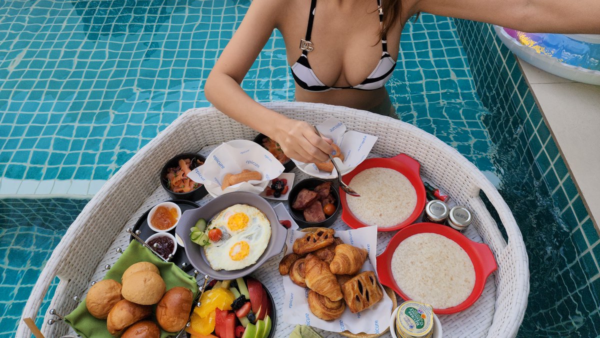 tsubasa_yozawa's tweet photo. #flotingbreakfast
ๆฐด็ใง้ฃในใใใผใซใฎๆ้ฃ https://t.co/WtZrxe1I5w