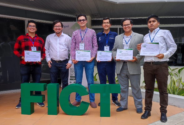 gissc_espol's tweet photo. El 21 de Octubre se celebro la primera jornada de jovenes investigadores, un espacio donde lo alumnos y alumnis de las diversas carreras de la FICT Espol, presentaron los resultados obtenidos en sus trabajos durante su periodo estudiantil. #GISSC #ESPOL https://t.co/1ytBesEx3H