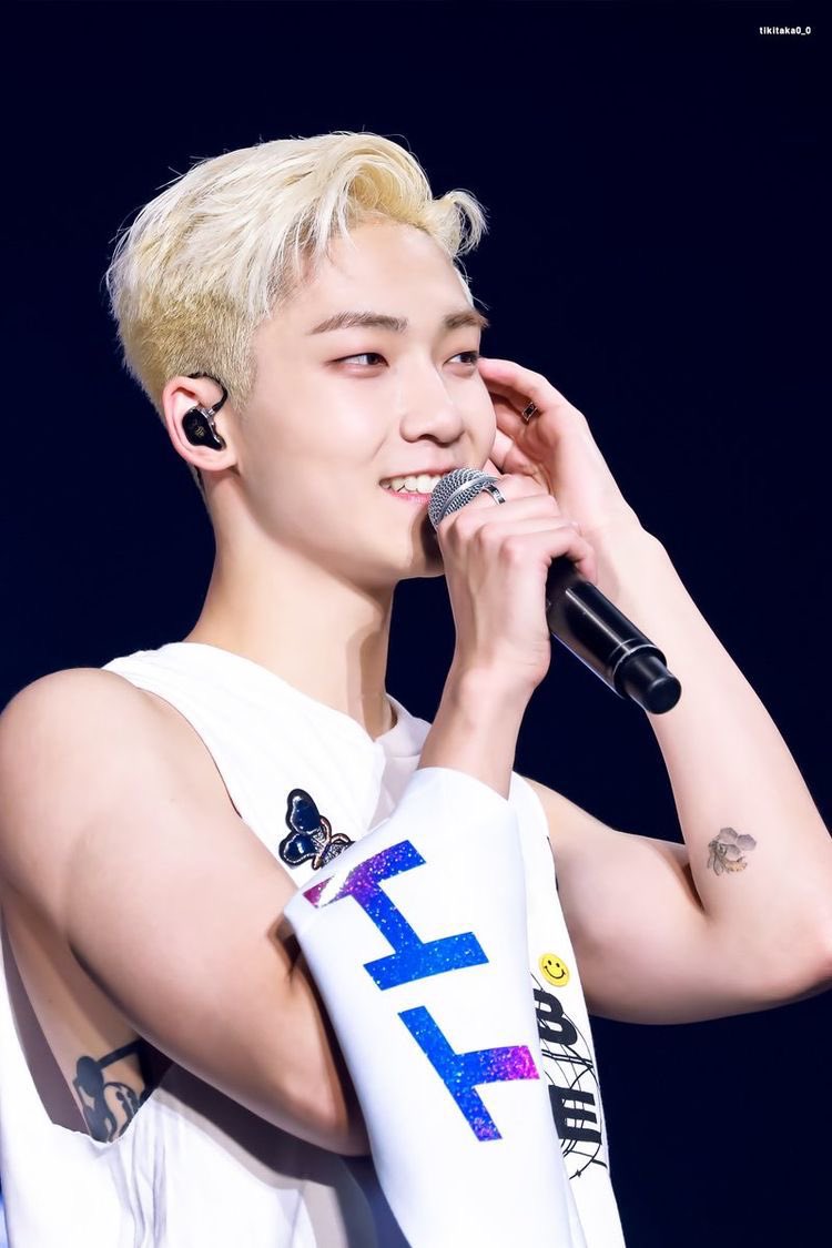dailykmoon's tweet photo. no but fr can we talk about how kevin literally has the coolest tattoos (he has more btw) https://t.co/f3QIpYyODU