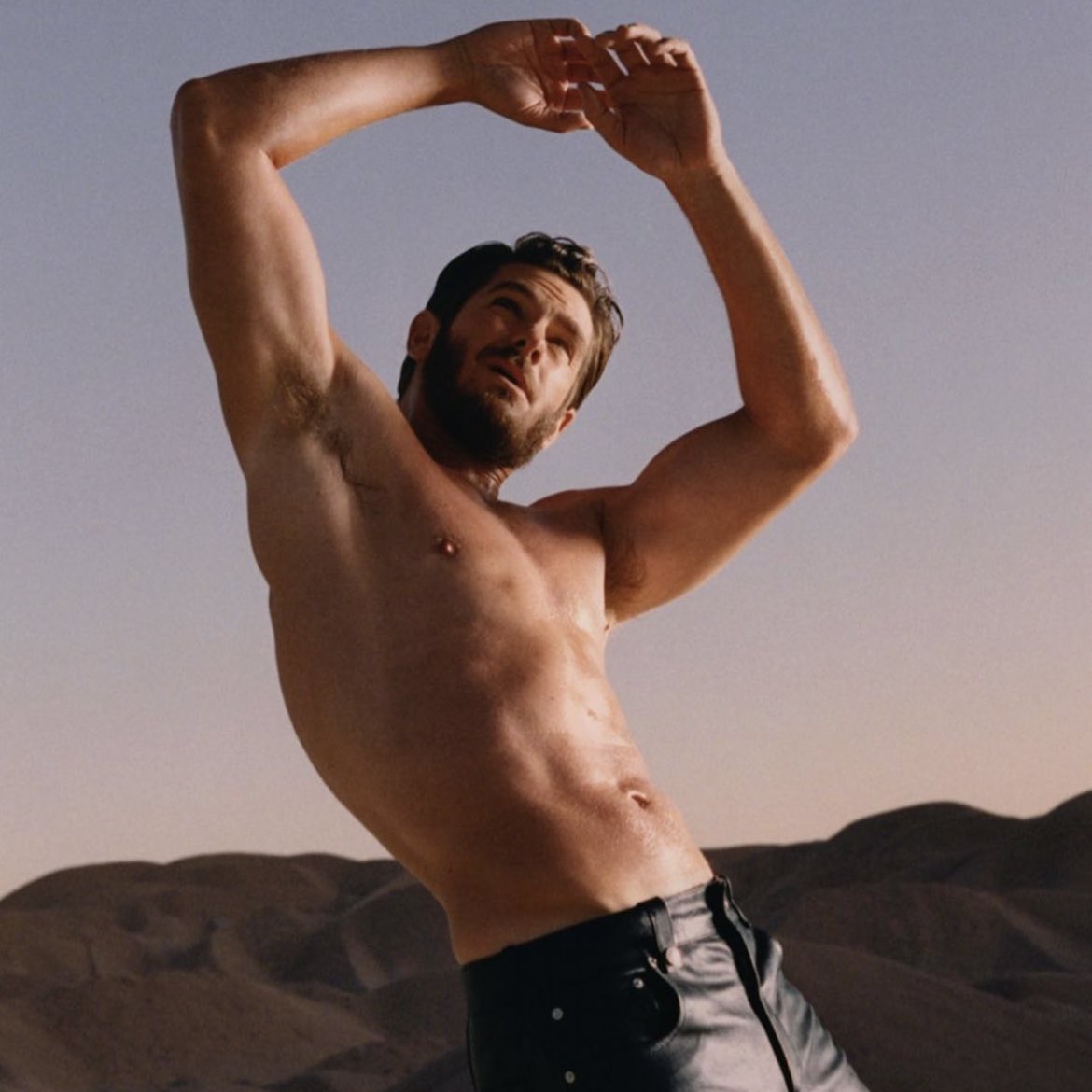 hourlyagarfield's tweet image. my man of the year.