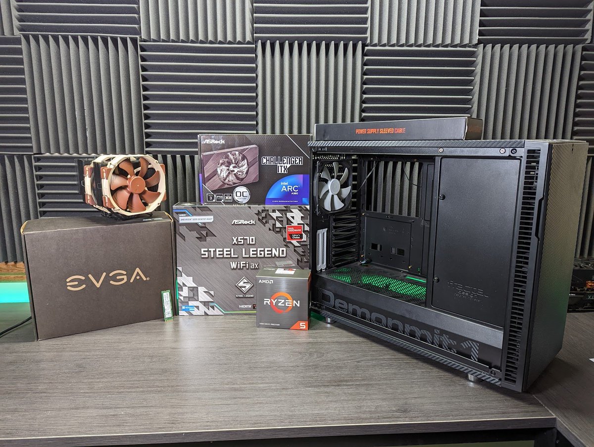 Custom PC building LIVE RIGHT NOW!
todays project is finishing up the custom order for Wendigoon, and building a brand new dedicated streaming PC!
come check it out, stop by, say hi!
twitch.tv/demonmit1