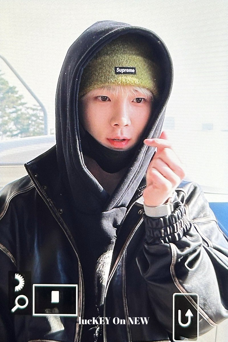 𝐥𝐮𝐜𝐊𝐄𝐘 𝐎𝐧 𝐍𝐄𝐖 tweet media