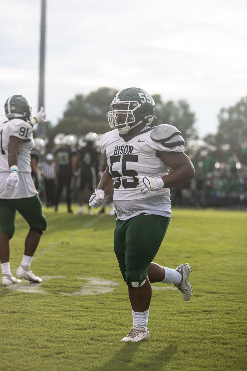 jax_dtx's tweet photo. Bison Hill, it’s been an honor. I wouldn’t be the man or player that I am if I didn’t come here! To all my teammates and coaches, I love y’all. Big shoutout to the coaches that played a big role in this journey @CoachFleen @FBCoachLeonard @Coachbook1 @CoachJudie5372 
💚🐃 https://t.co/hztakkKB7F