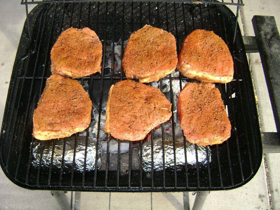 AK_RADI0's tweet photo. Grilled Porkchops

#AK147 #gamer #gaming #streamer #streaming #playstation #twitch #pgoto #pic #food #meal #lunch #dinner #eat #grill #porkchops #pork #pig #hog https://t.co/TeQyre8GOs