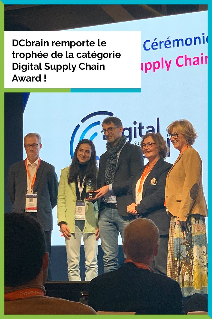 MapobyWoop's tweet image. Malheureusement, nous n’avons pas gagné… Mais nous tenions à féliciter @DCbrain qui remporte le trophée de la catégorie Digital Supply Chain Award ! 🏆 @SCE_Event #optimisationdetournées #omnicanalité #dernierkilomètre #SCE22 #supplychain