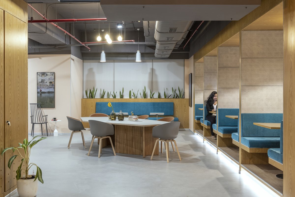 JTCPLDesigns's tweet photo. Given that multi-functionality is the toast of the season, and will remain so for the foreseeable future, we think the co-working space sector — a particularly interesting offshoot of corporate design — is going to evolve rapidly in the days to come.
#JTCPLDesigns_HTSInteriors https://t.co/NlJwUUcSNm