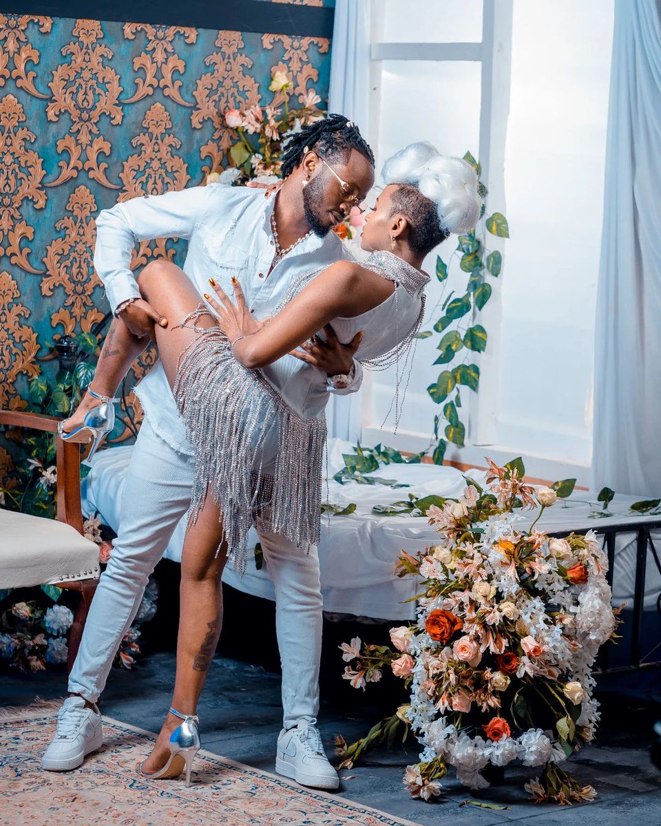 Diana_Bahati's tweet photo. If there's a video I've played on REPEAT is this one 😍😍 #MYBEGINNING by Hubby @BahatiKenya Starring Thee Dance Queen @aggie_the_dance_queen I'll call this one, THE VIDEO OF THE YEAR, YET 😎

Team Dee Baaaabbbyyyy, PALE YOUTUBE AT 12PM SHARP ON #BAHATIKENYA YOU KNOW HOW  🚀💣 https://t.co/6TiU6wfLgU
