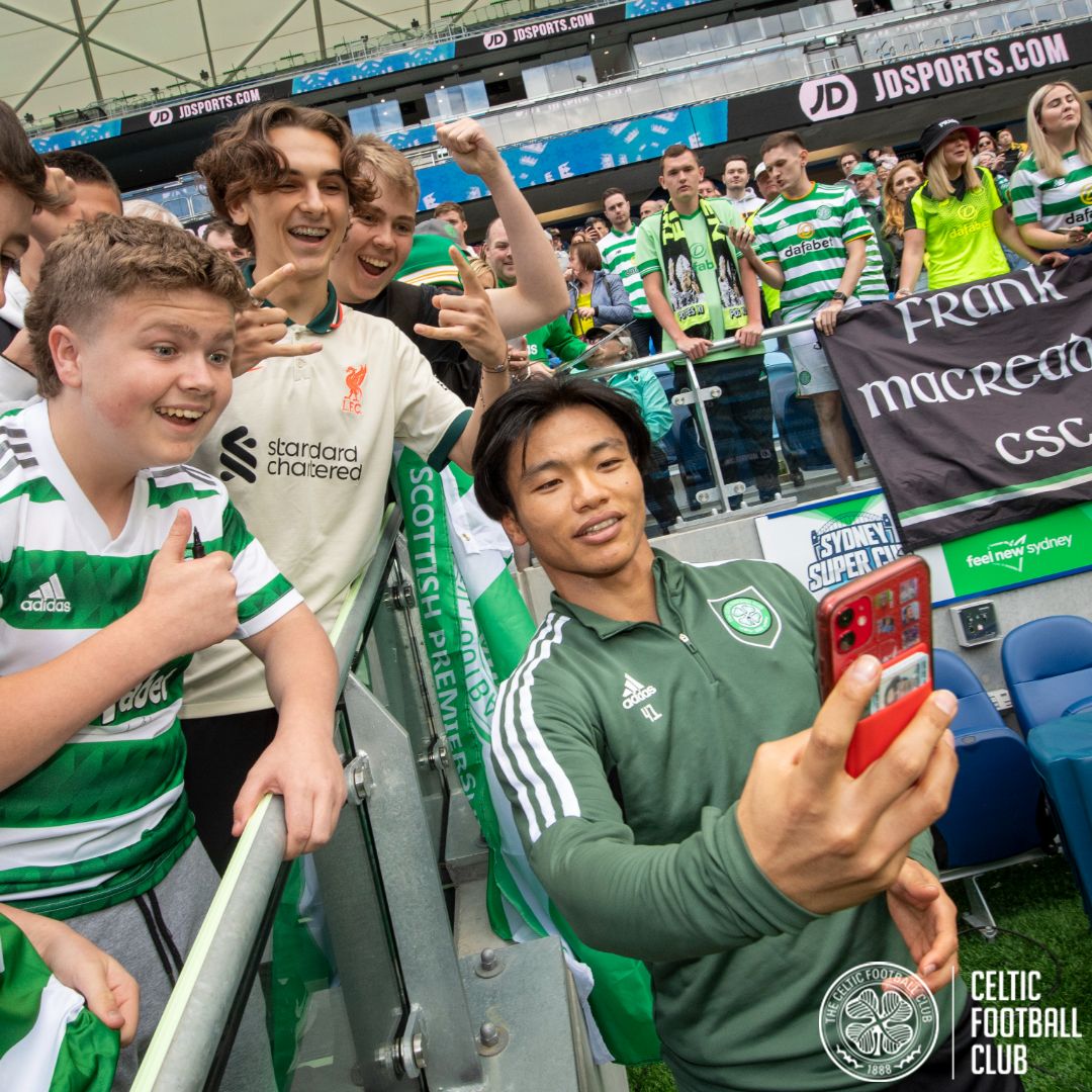 😁🤳 Lucky #CelticFC fans who came to today's open training session at the @AllianzStadium! 

 #CeltsInSydney🍀🇦🇺

#feelnewsydney #feelNSW
@TEGSport @sydney_sider