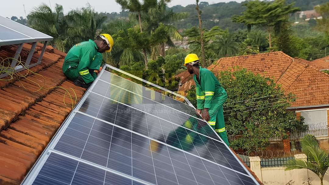 Allintrade's tweet photo. Homeowners with #SolarPVs, not only contribute to lowering the carbon footprint but enjoy lower electric bills, higher savings & higher home value.
We're helping Ugandans make more #climate-friendly & #sustainable #energy choices
Call +256 776 030 220/WhatsApp +256 782 792 711 https://t.co/xtWuCc3FEg