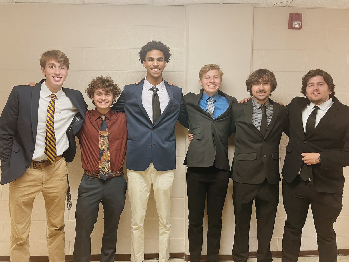 Congrats to our newly elected officers!

Sage: Ryder Davidson
VP: Riley Simmons
Treasurer: Jayden Pruitt
Secretary: Chase Hendricks
Sergeant-at-Arms: Devin Dubitsky 
Herald: Riley Staton