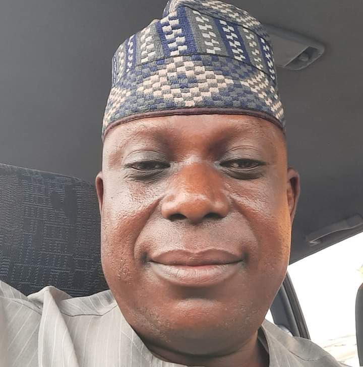 Mr Segun Oparinde, a business man in Imeko, Imeko/Afon Local Govt., Ogun State was kidnapped around 11pm yesterday  at his residence while coming from a journey.