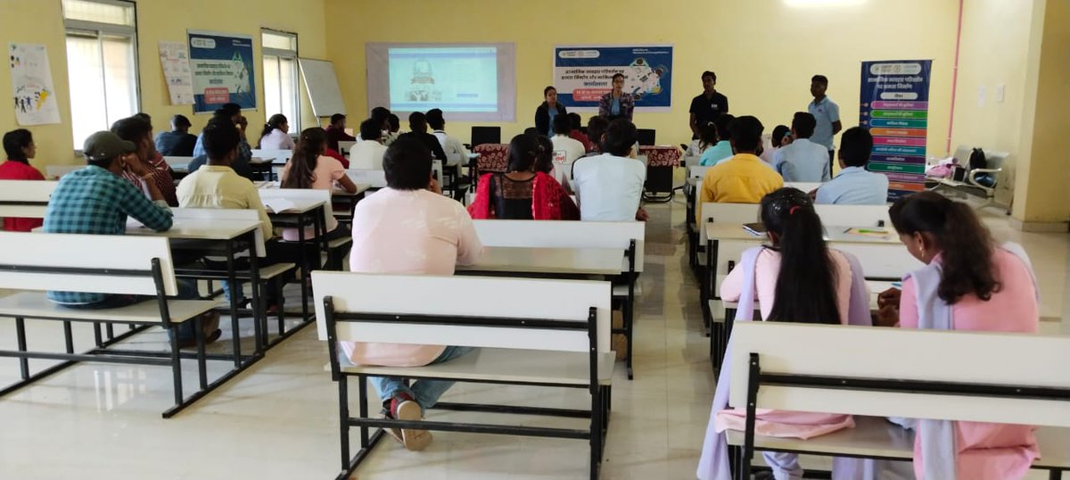 karan_sarthi97's tweet image. Capacity building on social behaviour change workshop @MungeliDist was trained about the Call Centre,Schemes to #volunteers in second day. #SBCWorks
#BehaviourChangeMatters #LaikamanKeTihar @UNICEFIndia @UNICEF @wethepeople_cg @SBCCalliance @ChhattisgarhABC @ChhattisgarhCMO