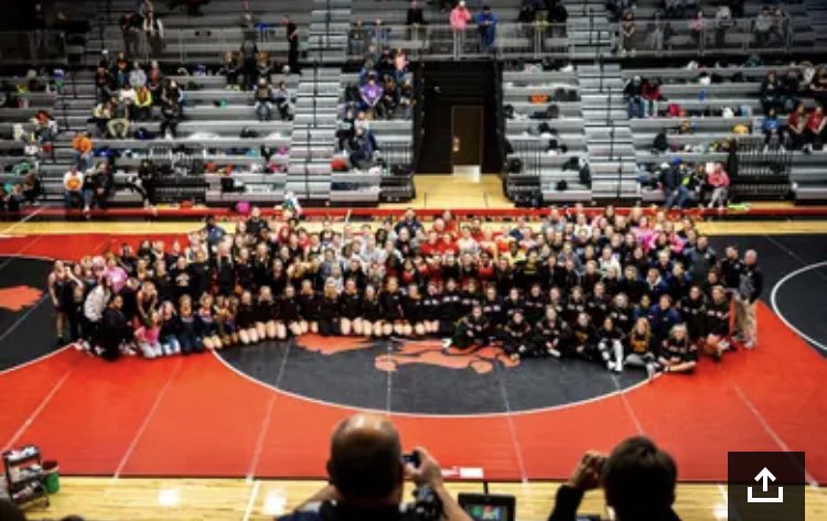 LadySpartanWres's tweet photo. It was a great first night of competition for Lady Spartan Wrestling on Tuesday at Iowa City High. The girls wrestled hard, supported each other, competed with class, and won 20 matches! Next up: Saturday @ Independence. #solonstrong https://t.co/1nxfn8CX8s