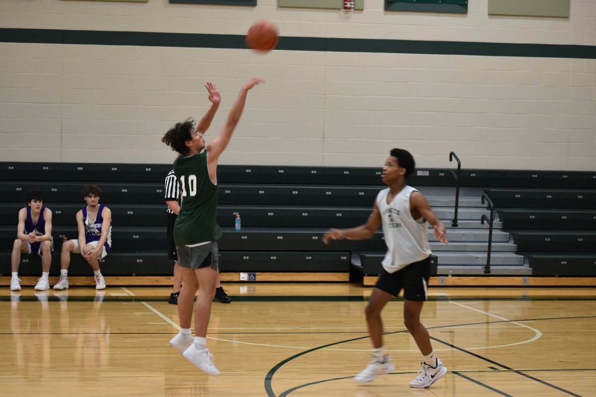 mommavarhola's tweet photo. Spent my birthday watching these guys scrimmage at Malvern. https://t.co/WsZemgH8AG