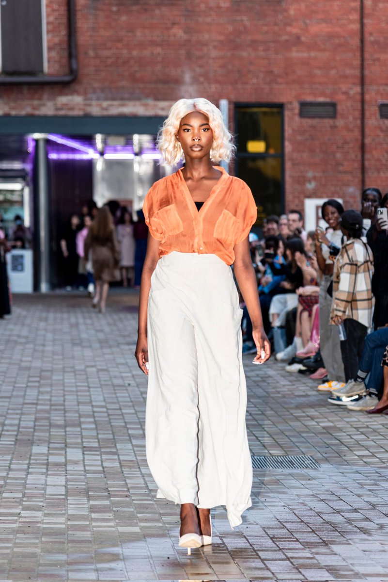 MJBentley_'s tweet photo. Pics from the runway event I had the pleasure of producing + choreographing for @TheSocialStudio @CollingwdYards 

@TheSocialStudio teaches fashion design skills to migrant &amp; refugee designers. Designs available for to buy in their store or by contacting them. @EthicalClothing https://t.co/gwpZ51tTeb
