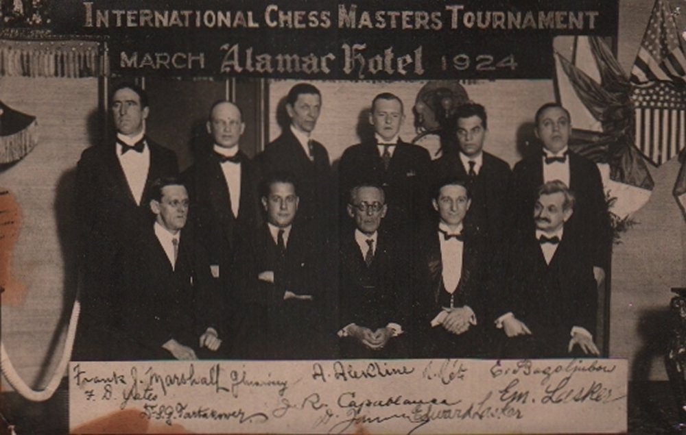 babel56's tweet image. Some highlights from 
#KPAC83 #545-691 (Section: Chess autographs and signed editions) 
#chess #ChessAutographs #ChessLiterature #ChessHistory #ChessMemorabilia
📷 &amp;amp; ➡️ klittich-pfankuch.de/auktio40/AK30.…
1/n