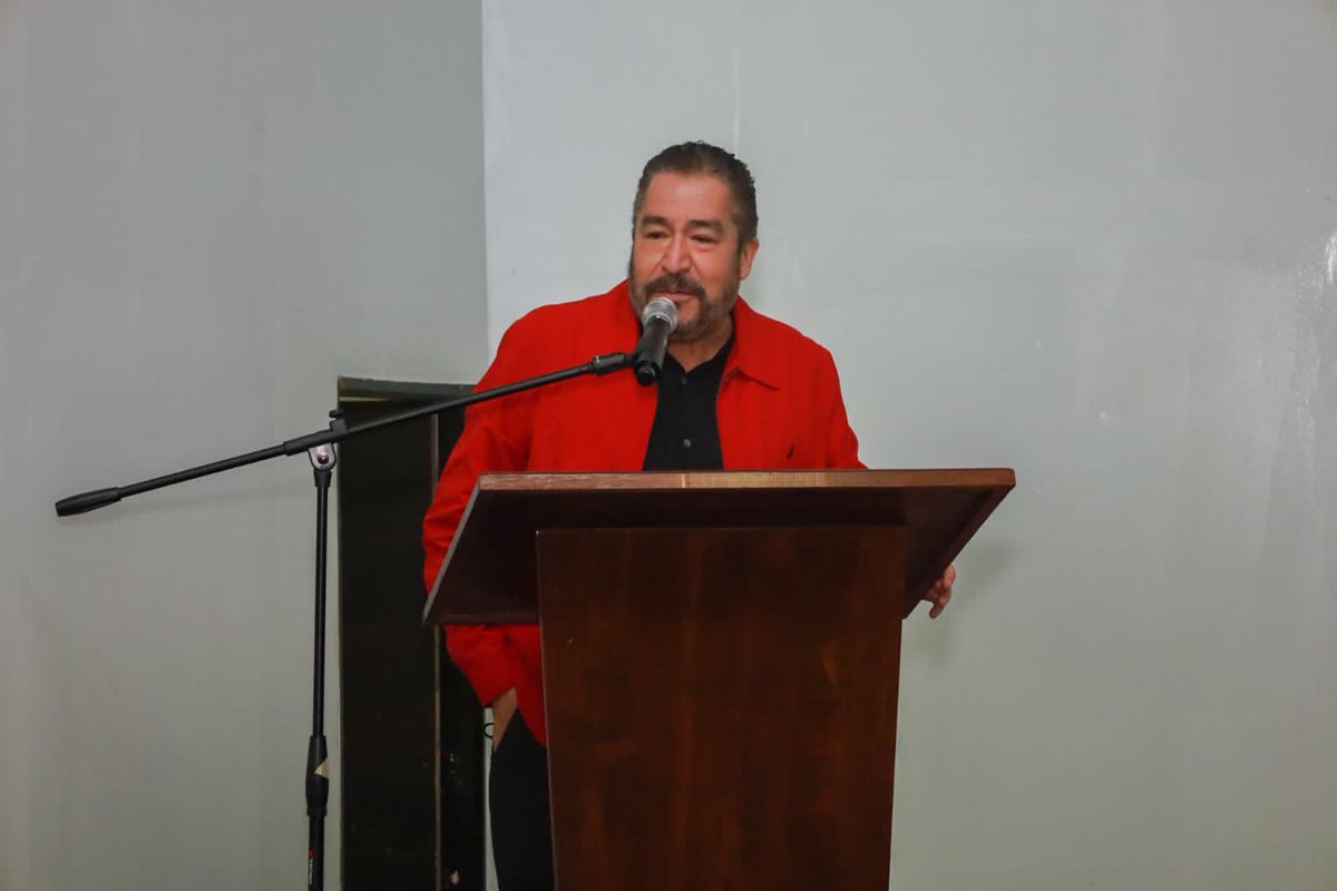 SergioARmzM38's tweet photo. Me fue grato replicar la conferencia titulada: Individualismo vs Colectivismo, el dilema que amenaza contra la existencia del #SNTE.

Agradezco la invitación a mis compañeros y compañeras de nivel inicial, preescolar y primaria.

#UnidosSomosMásFuertes 🤝 https://t.co/ObZXWpejcL