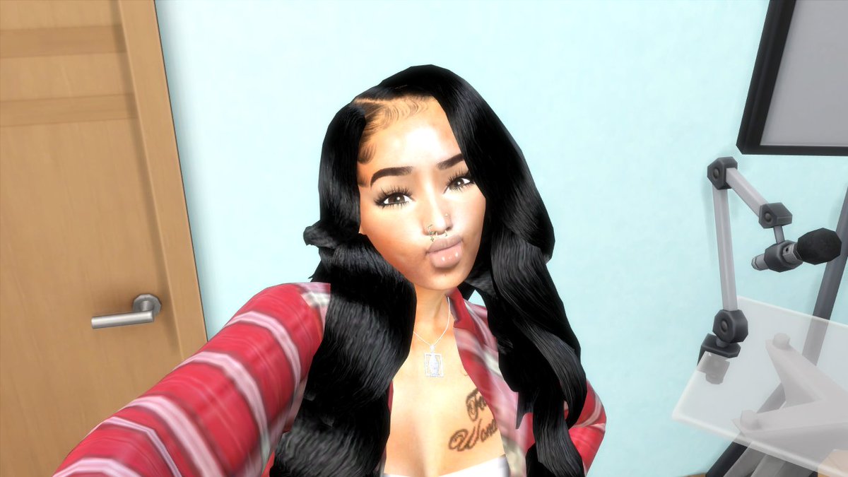 PrettyReaper93's tweet photo. Meet Chanel Mills! Main Character In "TheWayTheGameGoes" #TheSims4 #ScreenshotSeries #CC #UrbanSims #ModTheSims https://t.co/aVMBhnzzPh