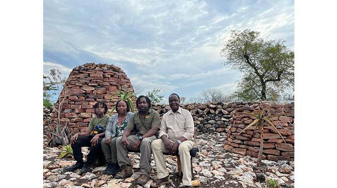 BulawayoZoom's tweet photo. Mr Takudzva Mutepfa, a #Zimbabwean businessman in the diaspora, has invested $1m in the construction of a massive cultural village in Lubangwe, #Hwange District, #Matabeleland North, as part of efforts to supplement govt efforts to promote rural tourism @ztabyo @ZtaUpdates https://t.co/iL4i5aPXa2