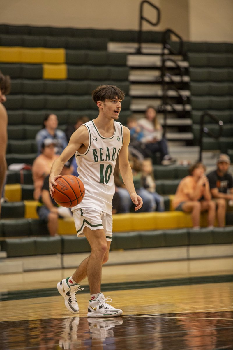 LCM 59, PNG 45

 <a href="/alantheon/">Alantheon Winn</a> Winn 19 pts/12 reb, <a href="/Benelliott_22/">Ben elliott</a> 17 pts/10 reb, Ty Blackmon 12 pts for the Bears.

LCM is 2-0 and will host Huffman on Friday at 6.

<a href="/LCMBearFacts/">LCM Bear Facts</a> <a href="/hoopinsider/">Hoopinsider</a> <a href="/Tabchoops/">𝙏𝘼𝘽𝘾🏀📋</a>
