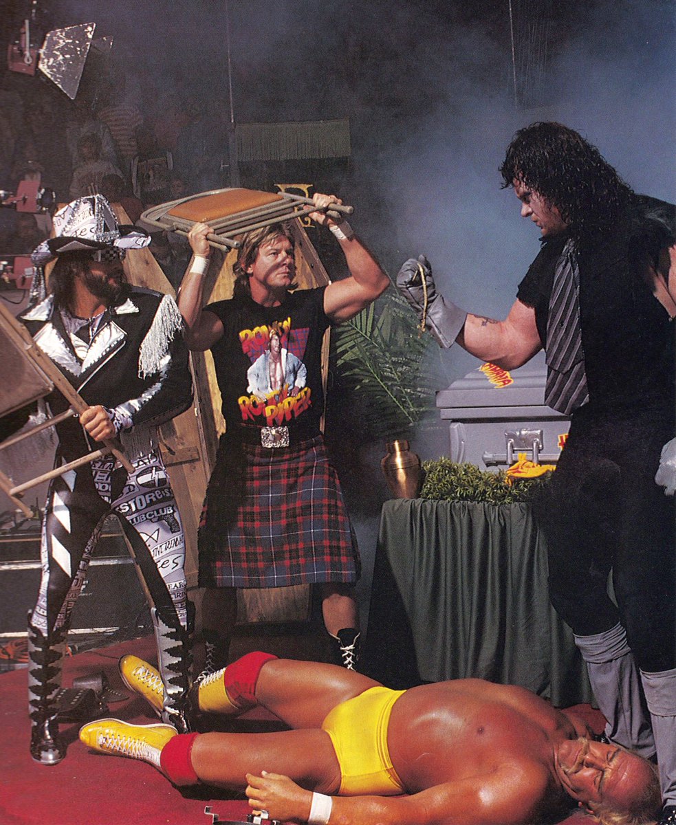 WWFWrestling1's tweet photo. On this day in 1991: The Undertaker attacked Hulk Hogan during a segment on Paul Bearer's Funeral Parlor. ⚰️ #WWF #WWE #Wrestling #RoddyPiper #RandySavage #HulkHogan #Undertaker https://t.co/13hYiC7E75
