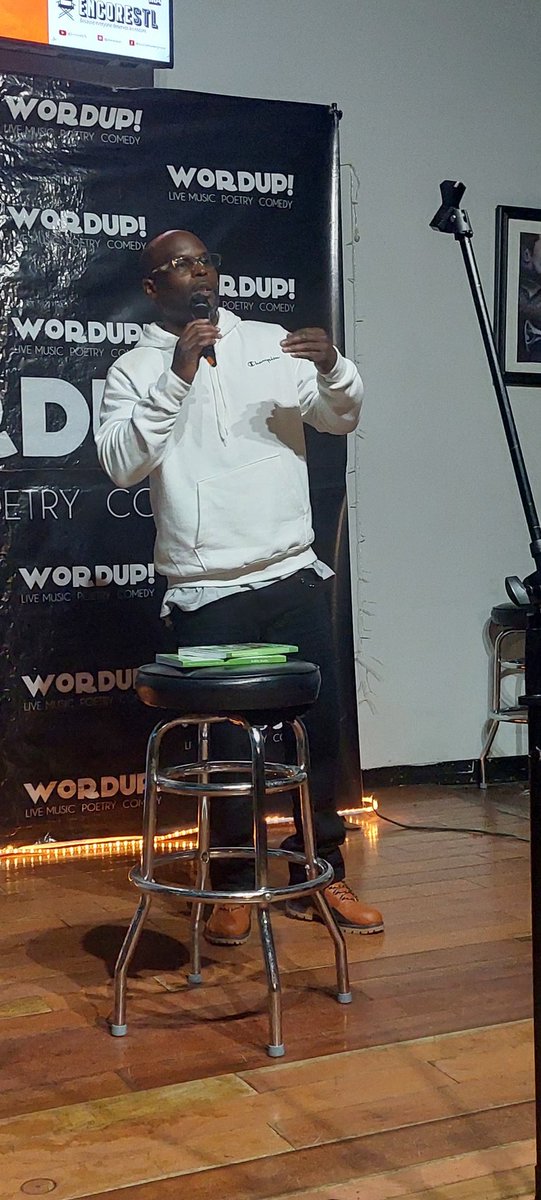 FreeBobbyBostic's tweet image. @_WordUpOpenMic 
Bobby is not wasting time. 
As the &quot;Feature&quot; of tonight&apos;s #openmicnight he did not disappoint. We are proud of you, King! 🙌🏽🙌🙌🏻🙌🏾

@POETSorg @PPAmissouri @poetswritersinc @poetrymagazine 
@StLouisAmerican @intrepidtoast 

#openmic #poetry #spokenword