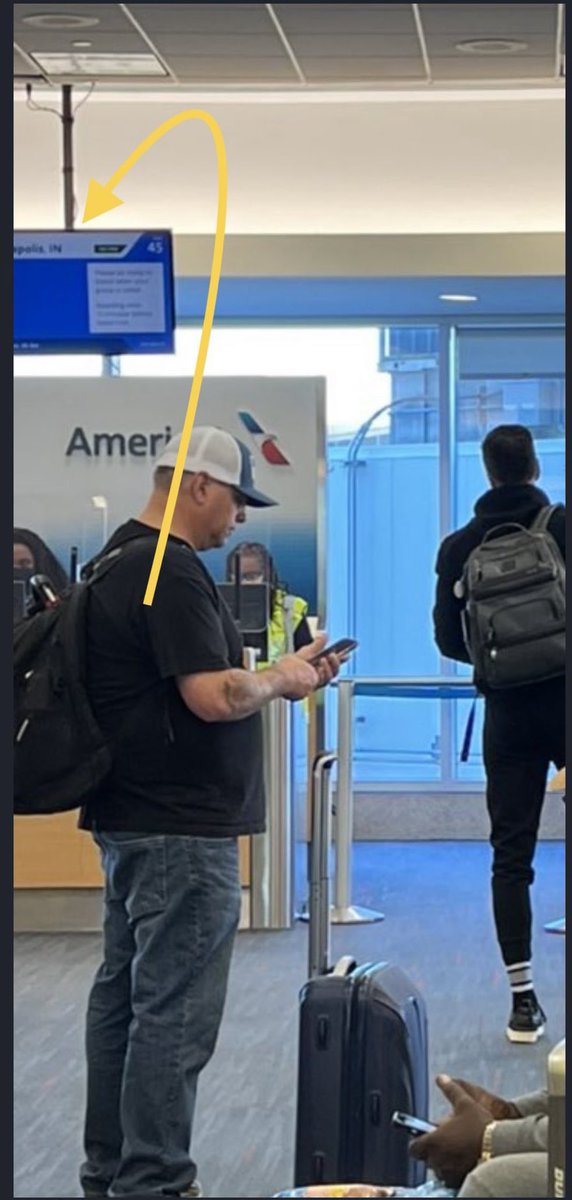 LakeShowYo's tweet photo. Rob Pelinka seen flying to Indiana 👀 https://t.co/1pbYxqANT5