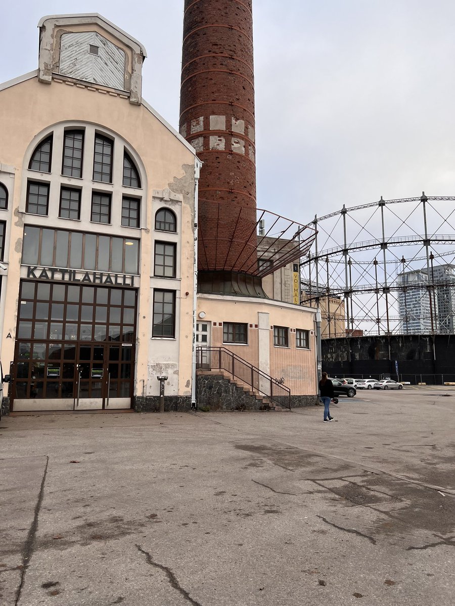 Suvilahden Kattilahalissa starttasi Pohjoismaiden suurin #PropTech-tapahtuma #Recotech22
Teemana United in Responsibility. Näkökulmat:
#Kestäväkehitys
#Tietoturva
#Yhteisöllisyys