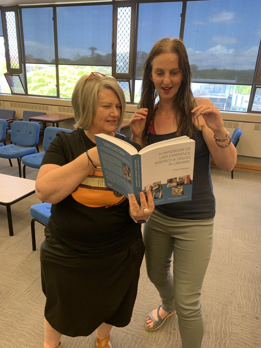 andypriestner's tweet image. Librarians reacting to my book (an occasional series)… in this edition: @AlisonWnz &amp;amp; @KatCuttriss #uxtour @Massey_Uni_Lib