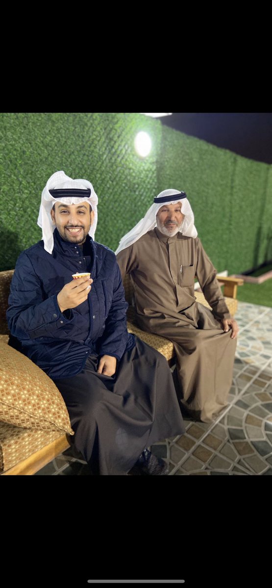 ماتسّند الشكوى على بارد الحيل
وانت السند والمحزم الضافي الي

لا طاحت عزوم الرجال الحلاحيل
ماطاح من عزمك ولا ربع ملّي

لا ضقت ولا طاولتني الغرابيل
ازبن نحاه اشكي له الي حصل لي