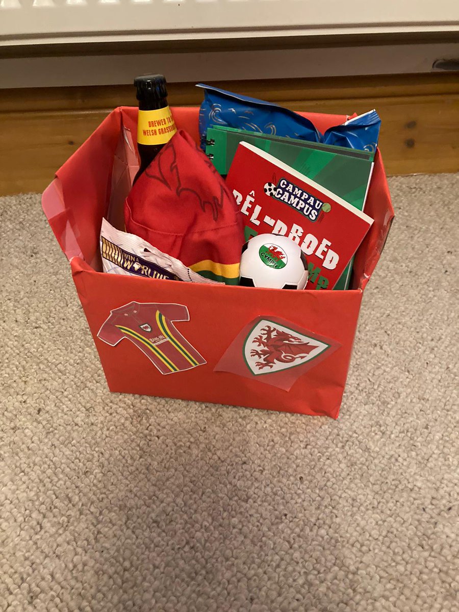 cyfeillion's tweet photo. WORLD CUP RAFFLE!🏴󠁧󠁢󠁷󠁬󠁳󠁿🏴󠁧󠁢󠁷󠁬󠁳󠁿
We have 3 hampers full of prizes! Thanks to Awen Menai and all who've contributed.
Winners chosen this Saturday eve!
Tickets £1 each through PayPal Cyfeillion Ysgol Tryfan a (Friends &amp;Family option)
Thanks for supporting.
🏴󠁧󠁢󠁷󠁬󠁳󠁿🏴󠁧󠁢󠁷󠁬󠁳󠁿C’MON CYMRU!🏴󠁧󠁢󠁷󠁬󠁳󠁿🏴󠁧󠁢󠁷󠁬󠁳󠁿 https://t.co/7MzIQpVtr1