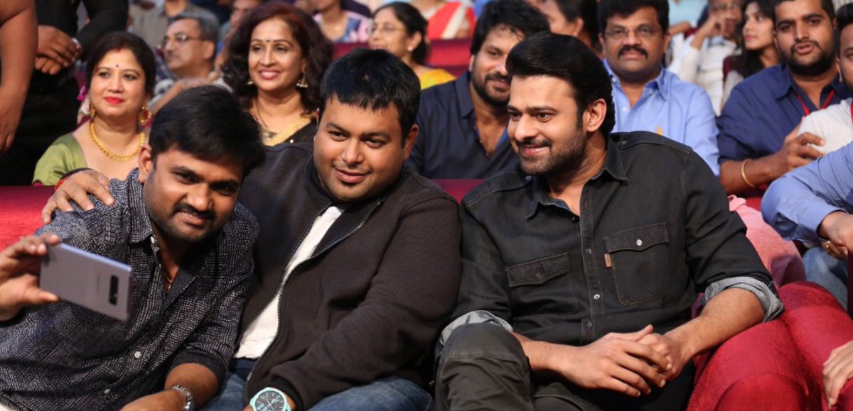 TeamPrabhasOffl's tweet photo. Happy birthday @MusicThaman ❤️, Cant wait for your first film as music director with #Prabhas .
Please remake Yogi Title song for the film 🔥🤩 https://t.co/cVwBaaIhum