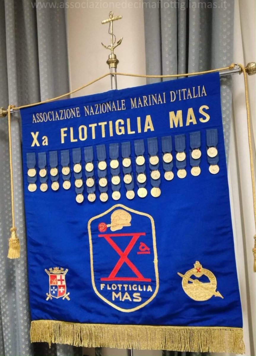 MatteoCastagna3's tweet photo. 37 Medaglie d'oro al Valor Militare. DECIMA COMANDANTE!!
#Xmas #decimamas #valoremilitare #medaglie #oro https://t.co/SVpQ4aOzBy