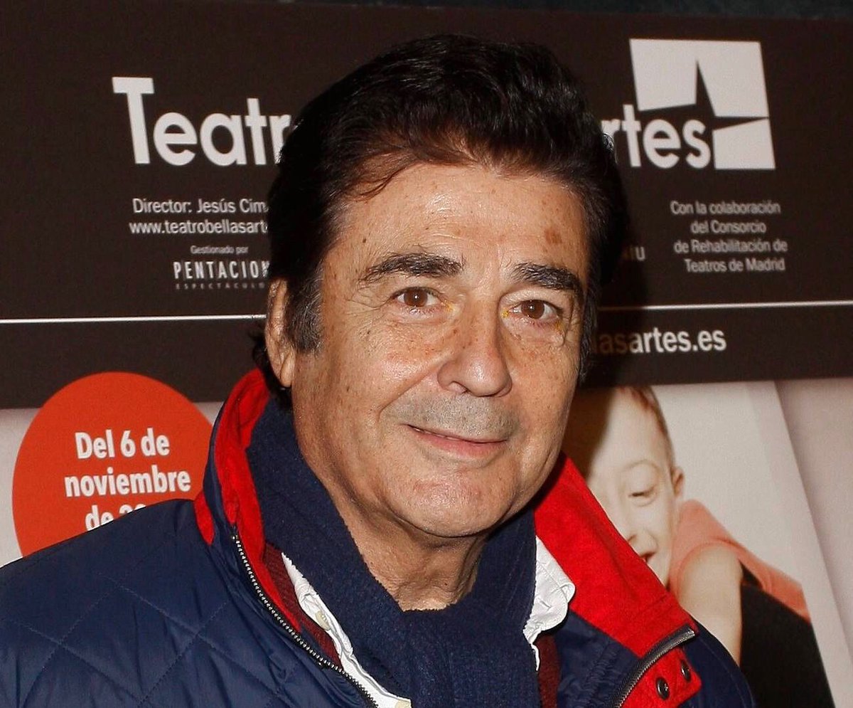 RadioHora_'s tweet photo. 📅 #TalDiaComoHoy, en 1944, nacía #MaximoValverde, actor español que cumple 78 años
🐂 Probó suerte como torero logrando tomar la alternativa como matador de toros en Estepona
🎥 Su debut ante las cámaras se produce en un papel protagonista en la película Fortunata y Jacinta https://t.co/4fC3pcm9bv